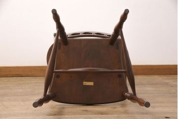 中古　松本民芸家具　背もたれのお洒落なデザインが目を惹くA型ワイコムアームチェア(椅子、ダイニングチェア)(R-050789)