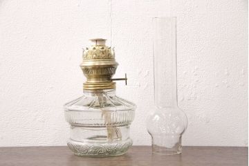 和製アンティーク　デッドストック品　巻芯14番　レトロな佇まいがお洒落な空間づくりに活躍するオイルランプ(灯油ランプ、卓上ランプ)(R-050800)