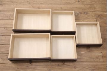 中古　北海道民芸家具　シックで落ち着いた空間づくりに活躍するローチェスト(ローボード)(R-050802)