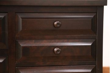 中古　北海道民芸家具　シックで落ち着いた空間づくりに活躍するローチェスト(ローボード)(R-050802)