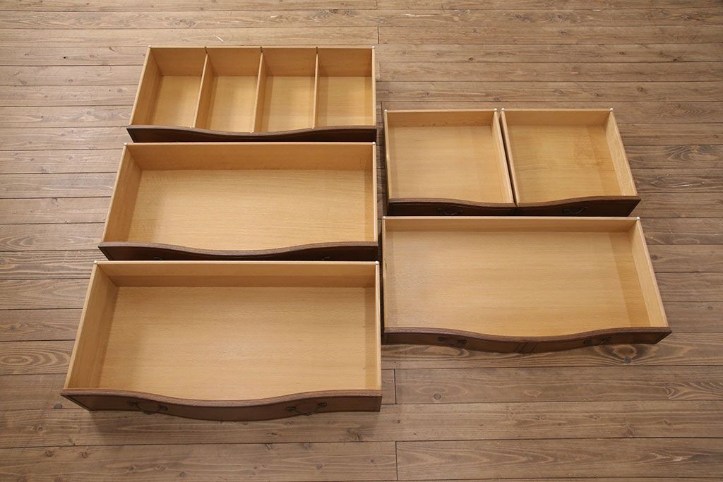 中古　DREXEL HERITAGE(ドレクセルヘリテイジ)　Touraine(ツーレイン)　マホガニー材　気品ある佇まいが魅力的なチェスト(引き出し)(R-050803)