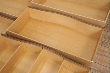 中古　DREXEL HERITAGE(ドレクセルヘリテイジ)　Touraine(ツーレイン)　マホガニー材　気品ある佇まいが魅力的なチェスト(引き出し)(R-050803)