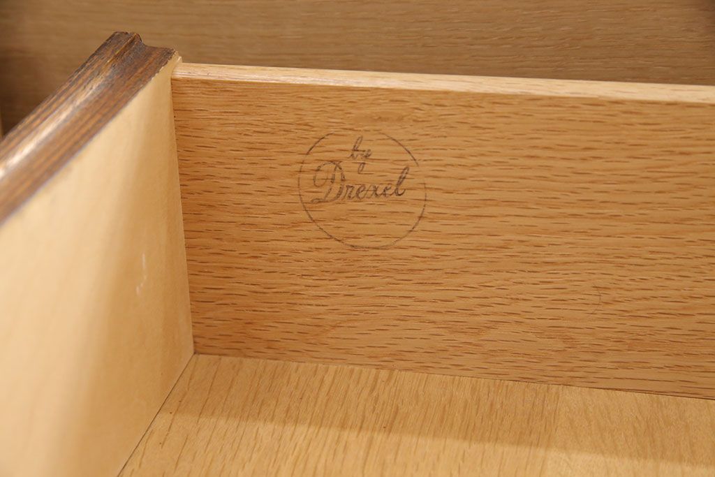 中古　DREXEL HERITAGE(ドレクセルヘリテイジ)　Touraine(ツーレイン)　マホガニー材　気品ある佇まいが魅力的なチェスト(引き出し)(R-050803)