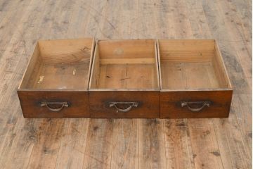 和製アンティーク　風情ある和のダイニングづくりにおすすめの四尺水屋箪笥(食器棚、収納棚、キャビネット)(R-050814)