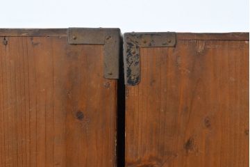 前面ケヤキ材　上品な金具が玉杢を引き立てる合わせ一間仙台箪笥(夫婦箪笥、衣装タンス、引き出し、チェスト)(R-050818)