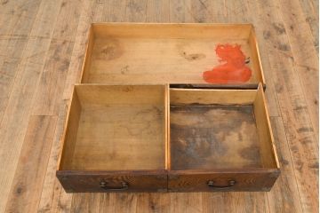 アンティーク家具　明治期　総ケヤキ材　希少!くっきりした木目が目を引く変わり型帳場箪笥(置き床、ローボード、ローチェスト、船箪笥、知工箪笥、引き出し)(R-050820)