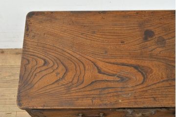 アンティーク家具　明治期　総ケヤキ材　希少!くっきりした木目が目を引く変わり型帳場箪笥(置き床、ローボード、ローチェスト、船箪笥、知工箪笥、引き出し)(R-050820)