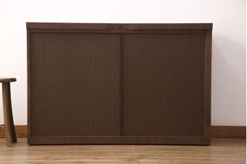 中古　美品　カリモク家具(karimoku)　幅広いインテリアに合わせやすいシンプルモダンな佇まいが魅力のサイドボード(キャビネット、チェスト、引き出し)(定価約16万円)(R-050831)