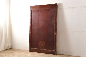 和製アンティーク　明治大正期　漆の綺麗な総ケヤキ材一枚板の蔵戸(引き戸、建具、玄関戸)(R-050839)