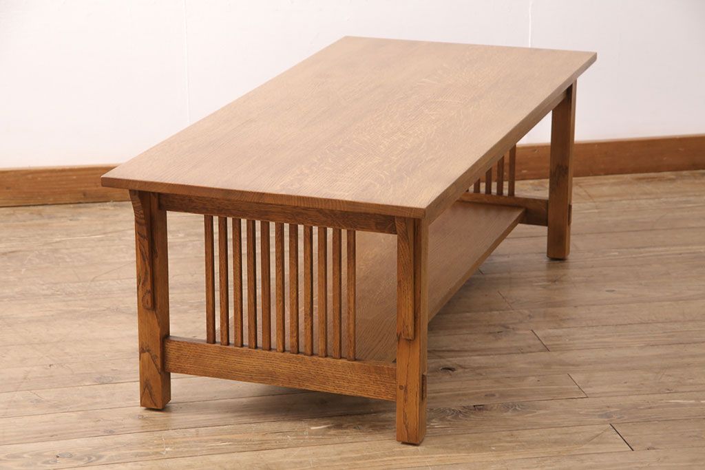 中古　Stickley(スティックレー、スティックレイ)　オーク材　直線的なデザインが格調高い雰囲気を演出するセンターテーブル(リビングテーブル、コーヒーテーブル)(定価約48万円)(R-050841)