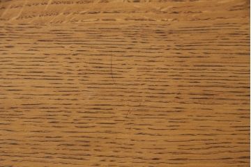 中古　Stickley(スティックレー、スティックレイ)　オーク材　直線的なデザインが格調高い雰囲気を演出するセンターテーブル(リビングテーブル、コーヒーテーブル)(定価約48万円)(R-050841)