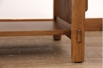 中古　Stickley(スティックレー、スティックレイ)　オーク材　直線的なデザインが格調高い雰囲気を演出するセンターテーブル(リビングテーブル、コーヒーテーブル)(定価約48万円)(R-050841)