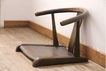 中古　飛騨産業　キツツキ　ナラ材　JAPAN PROVINCIAL(ジャパンプロヴィンシャル・プロビンシャル)シリーズ　温もり溢れる木の風合いが味わい深い座椅子(プロビンシャル、座イス)(R-050846)