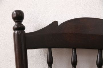中古　松本民芸家具　16型スピンドルチェア　ゆったりと座れるダイニングチェア(板座チェア、椅子)(R-050849)