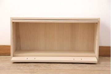 【オーダー注文・受注生産商品】桐箪笥のデザインを最大限に!素朴な雰囲気と木の温かみを感じる置型仏壇です。スペースを有効活用して扉を須弥壇に。お客様のご希望に合わせたオーダーも可能。大切な家族のために次世代につなぐ、ラフジュ工房オリジナルのお仏壇(小型仏壇、手作り仏壇)(R-050851)