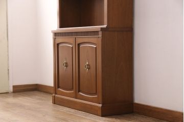 中古　美品　DREXEL HERITAGE(ドレクセルヘリテイジ)　Triune(トライユン)　上品な佇まいのブックケース(シェルフ、本棚、飾り棚、キャビネット)(R-050853)