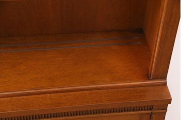 中古　美品　DREXEL HERITAGE(ドレクセルヘリテイジ)　Triune(トライユン)　上品な佇まいのブックケース(シェルフ、本棚、飾り棚、キャビネット)(R-050853)