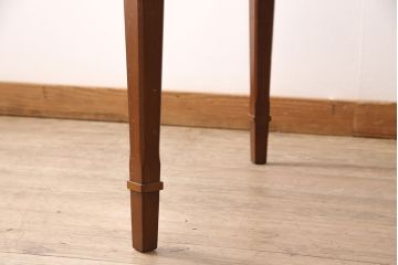 中古　美品　DREXEL HERITAGE(ドレクセルヘリテイジ)　Triune(トライユン)　品のある佇まいがすてきなダイニングテーブル(エクステンションテーブル、4人掛け、6人掛け)(R-050857)