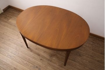 中古　美品　DREXEL HERITAGE(ドレクセルヘリテイジ)　Triune(トライユン)　品のある佇まいがすてきなダイニングテーブル(エクステンションテーブル、4人掛け、6人掛け)(R-050857)