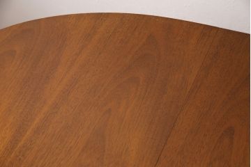 中古　美品　DREXEL HERITAGE(ドレクセルヘリテイジ)　Triune(トライユン)　品のある佇まいがすてきなダイニングテーブル(エクステンションテーブル、4人掛け、6人掛け)(R-050857)