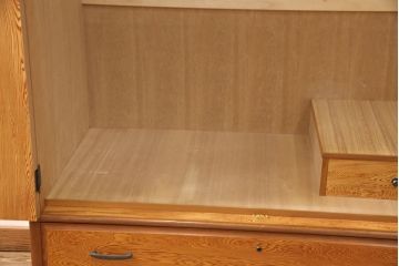 中古　美品　屋久杉　密に詰まった杢目が美しいワードローブ(洋服タンス)(定価約70万円)(R-050858)