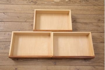 中古　北海道民芸家具　脚または台輪を付けてリメイク!様々な使い方ができるサイドボード(キャビネット、ブックケース、本箱、収納棚、食器棚)(R-050863)