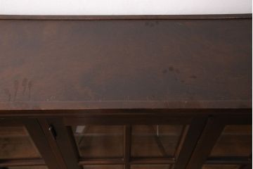 中古　北海道民芸家具　脚または台輪を付けてリメイク!様々な使い方ができるサイドボード(キャビネット、ブックケース、本箱、収納棚、食器棚)(R-050863)