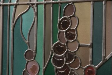 ヨーロッパヴィンテージ　イタリア製　G.POLLONI作　壁掛け式で絵画のように!空間を彩るステンドグラス　(R-050865)