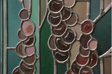 ヨーロッパヴィンテージ　イタリア製　G.POLLONI作　壁掛け式で絵画のように!空間を彩るステンドグラス　(R-050865)