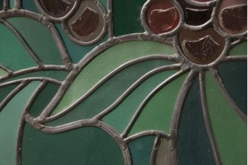 ヨーロッパヴィンテージ　イタリア製　G.POLLONI作　壁掛け式で絵画のように!空間を彩るステンドグラス　(R-050865)