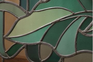 ヨーロッパヴィンテージ　イタリア製　G.POLLONI作　壁掛け式で絵画のように!空間を彩るステンドグラス　(R-050865)