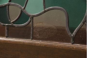 ヨーロッパヴィンテージ　イタリア製　G.POLLONI作　壁掛け式で絵画のように!空間を彩るステンドグラス　(R-050865)