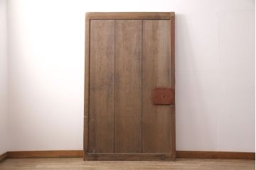 和製アンティーク　杉材　シンプルなつくりが取り入れやすい、明治大正期の古い蔵戸(引き戸、玄関戸、建具)(R-050867)