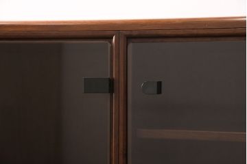 ビンテージ家具　ジャパンヴィンテージ　山品木工　北欧スタイルにおすすめ!スタイリッシュなデザインが魅力のサイドボード(引き出し、サイドチェスト、収納棚)(R-050876)