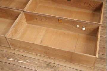 和製アンティーク　前面ケヤキ　シンプルな佇まいの中に美しい杢目が映えるローチェスト(ローボード、テレビ台、引き出し)(R-050884)