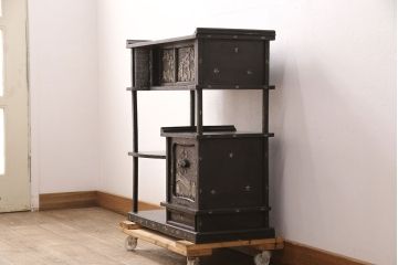 【簡易リペア限定品】和製アンティーク　時代物　螺鈿細工で描かれた細かな絵柄が美しい飾り棚(茶棚、収納棚、戸棚)(R-050893)