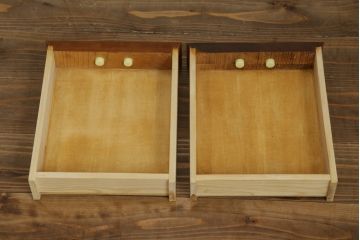 中古　職人手造り　民芸家具　総欅(ケヤキ)材　無垢材　八角型の形が珍しい!!凝った造りの関西火鉢(木製火鉢、火鉢テーブル、囲炉裏テーブル、八角炉、座卓、ローテーブル、センターテーブル)(R-050894)