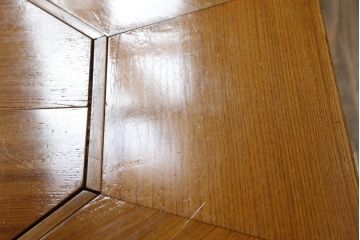 中古　職人手造り　民芸家具　総欅(ケヤキ)材　無垢材　八角型の形が珍しい!!凝った造りの関西火鉢(木製火鉢、火鉢テーブル、囲炉裏テーブル、八角炉、座卓、ローテーブル、センターテーブル)(R-050894)