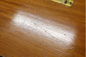 中古　職人手造り　民芸家具　総欅(ケヤキ)材　無垢材　八角型の形が珍しい!!凝った造りの関西火鉢(木製火鉢、火鉢テーブル、囲炉裏テーブル、八角炉、座卓、ローテーブル、センターテーブル)(R-050894)