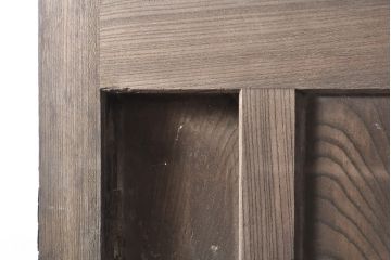 和製アンティーク　総ケヤキ材　上手物!重厚感のある厚みと堅牢な佇まいが魅力の格子蔵戸(建具、引き戸、玄関戸)(R-050899)