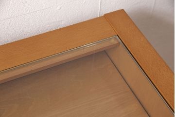 中古　美品　カリモク家具(karimoku)　Chitano(チターノ)　便利なアクセサリー収納が付いたサイドチェスト(サイドテーブル、引き出し)(R-050901)