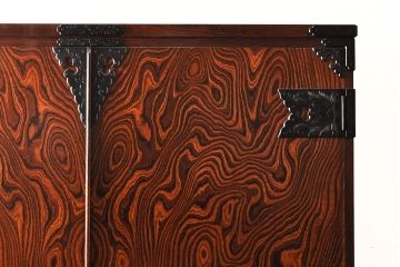 中古　美品　岩谷堂箪笥　かくし付き　仕切りが付いた引き出しが嬉しいワードローブ(洋服タンス、衣装タンス)(R-050907)