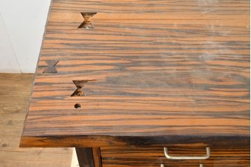 和製ヴィンテージ　ビンテージ家具　激レア品　希少品!縞黒檀材の無垢材を使用した贅沢な両袖机(プレジデントデスク、ワークデスク、在宅ワーク、在宅用)(R-050911)