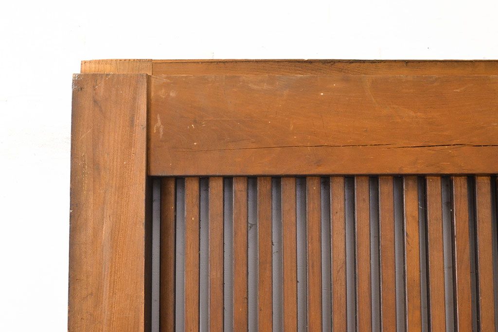 アンティーク建具　明治期　経年による風合いが味わい深い格子蔵戸1枚　(R-050913)