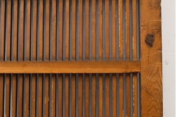アンティーク建具　明治期　経年による風合いが味わい深い格子蔵戸1枚　(R-050913)