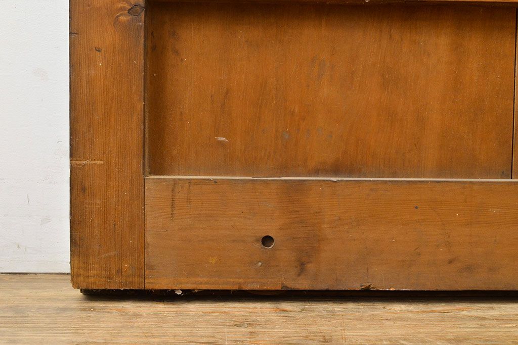 アンティーク建具　明治期　経年による風合いが味わい深い格子蔵戸1枚　(R-050913)