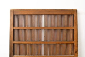 アンティーク建具　明治期　経年による風合いが味わい深い格子蔵戸(格子戸、玄関戸、引き戸)(R-050913)