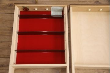 中古　美品　カリモク家具(karimoku)　DOMANI(ドマーニ)　QUEENS LIFE(クイーンズライフ)シリーズ　クラシカルな佇まいが魅力のプレジデントデスク(両袖机、在宅ワーク、在宅用ワークデスク)(定価約35万円)(R-050914)
