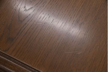 中古　美品　カリモク家具(karimoku)　DOMANI(ドマーニ)　QUEENS LIFE(クイーンズライフ)シリーズ　クラシカルな佇まいが魅力のプレジデントデスク(両袖机、在宅ワーク、在宅用ワークデスク)(定価約35万円)(R-050914)