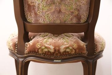 中古　美品　カリモク家具(karimoku)　domani(ドマーニ)　LouisXV(ルイXV)シリーズ　金華山張りのファブリックが高級感をエレガントな雰囲気を高めるダイニングチェア(定価約20万円)(R-050929)